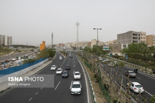 کیفیت هوای تهران در مرز آلودگی برای گروههای حساس