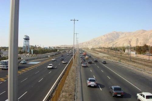 ترافیك عادی و روان در خروجی های استان تهران