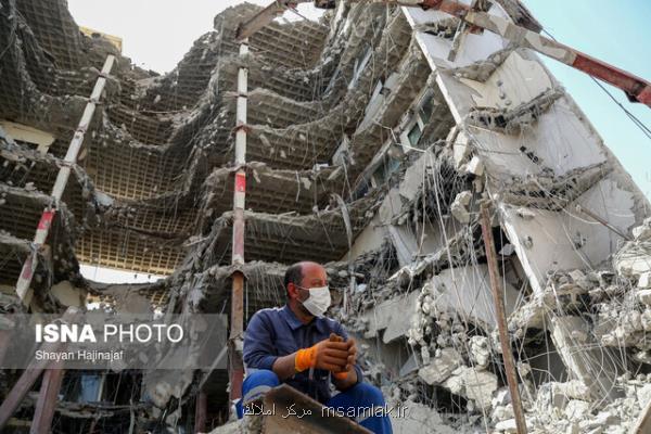 تا وقتی که احتمال زنده ماندن حتی یک نفر وجود دارد، آواربرداری انجام می شود