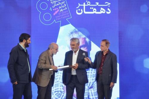 آغاز جشنواره فیلم شهر با تقدیر از دو بازیگر و تاکید به دوری از سینمای میلی