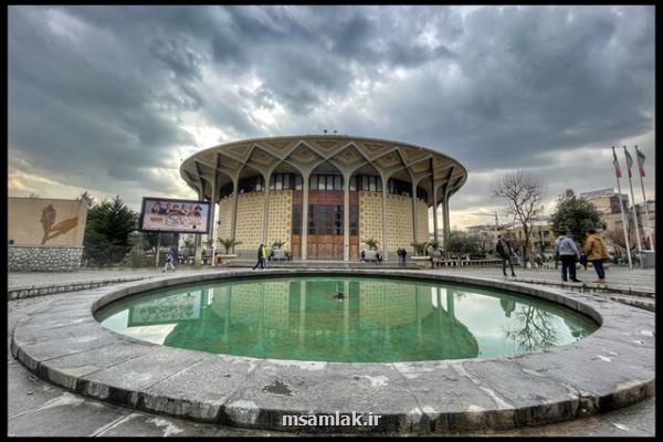 مخالفت شهرداری با دیوارکشی محوطه تئاتر شهر