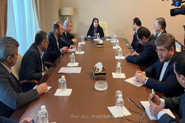 مذاکره وزیر راه و شهرسازی با سرمایه گذاران و پیمانکاران بخش خصوصی در عراق