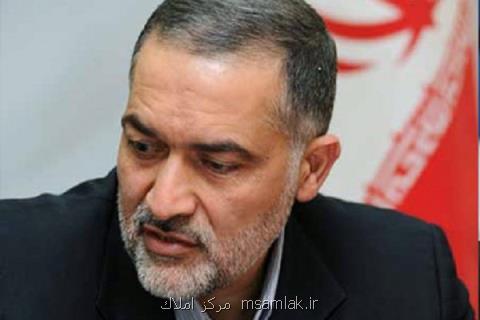 مدیریت آخوندی بچه پولداری است، خدمت به مردم را افتخار نمی داند