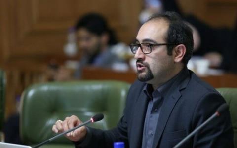 درخواست عضو شورا از حناچی برای پیگیری نوسازی حمل و نقل در جلسات هیات دولت