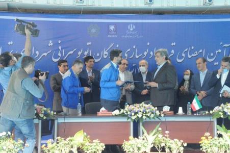 تحویل 250 اتوبوس و مینی بوس ایران خودرو دیزل با 6۲ درصد داخلی سازی